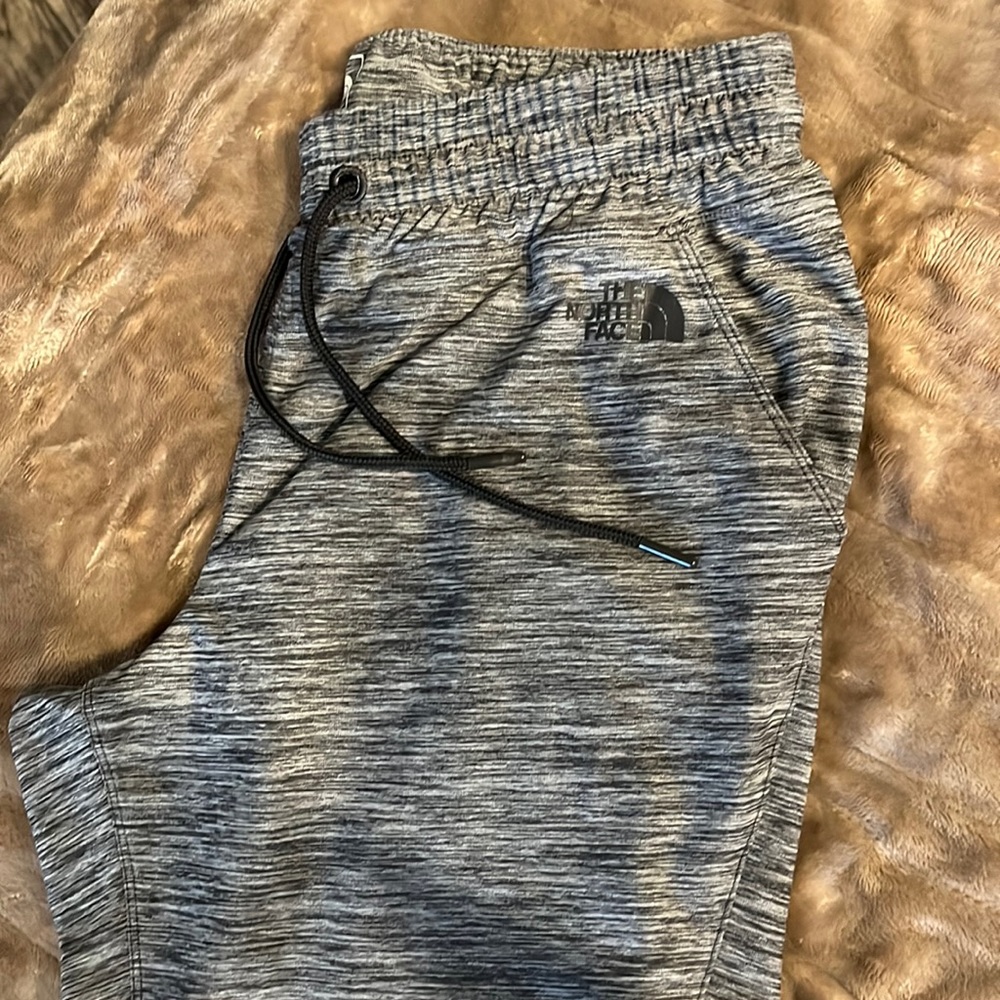 North face joggers with pockets
